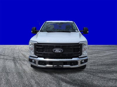 2027 Ford Super Duty F-350 SRW XL