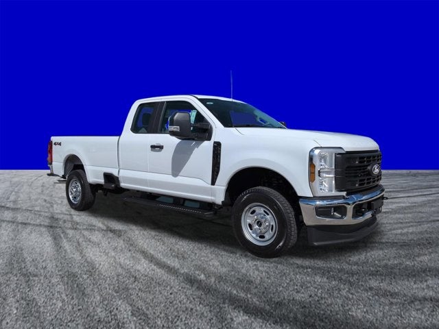 2027 Ford Super Duty F-350 SRW XL