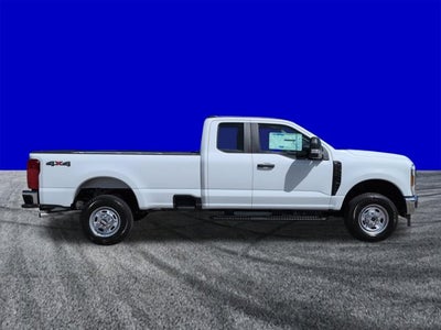2027 Ford Super Duty F-350 SRW XL