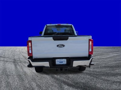 2027 Ford Super Duty F-350 SRW XL