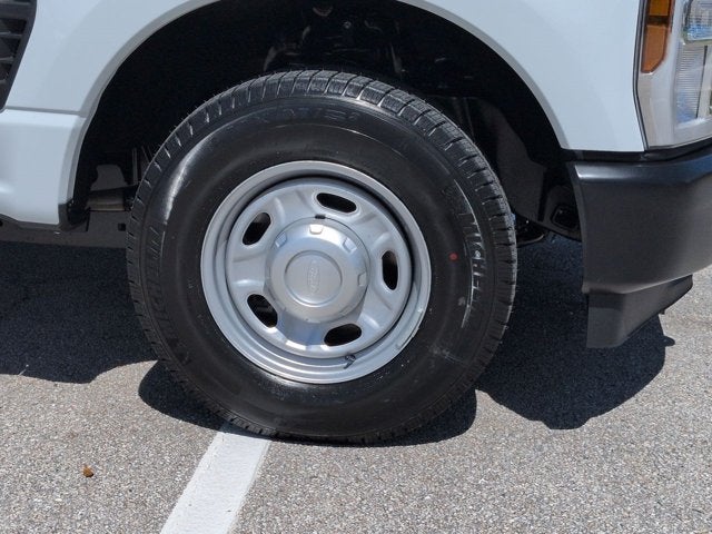 2027 Ford Super Duty F-250 SRW XL