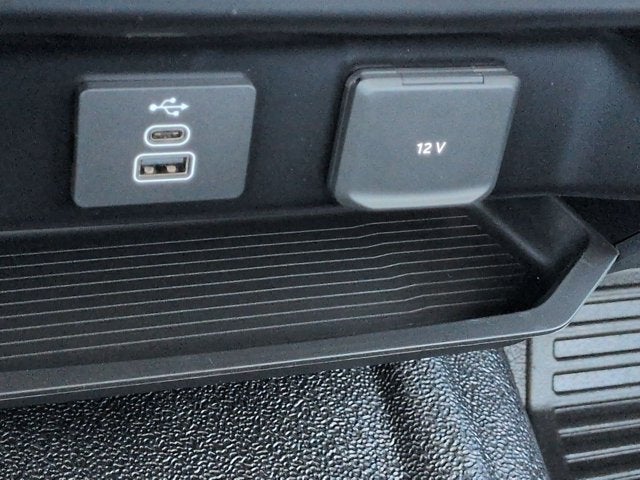 2027 Ford Super Duty F-250 SRW XL