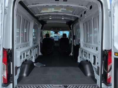 2027 Ford Transit Cargo Van MR CARGO RWD