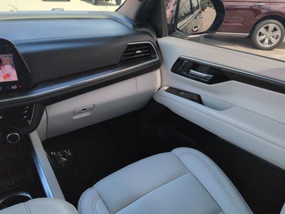 2025 Chevrolet Suburban Premier