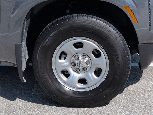 2022 Nissan Frontier S