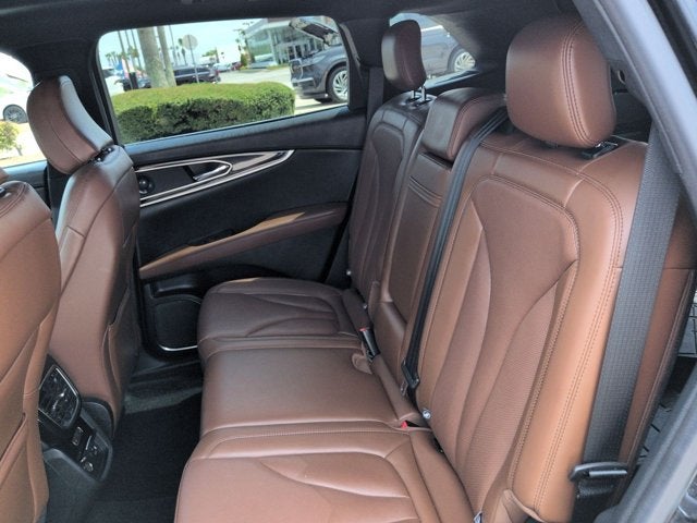 2021 Lincoln Nautilus Reserve