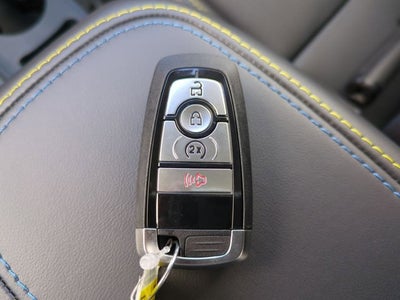 2026 Ford Maverick Lobo High