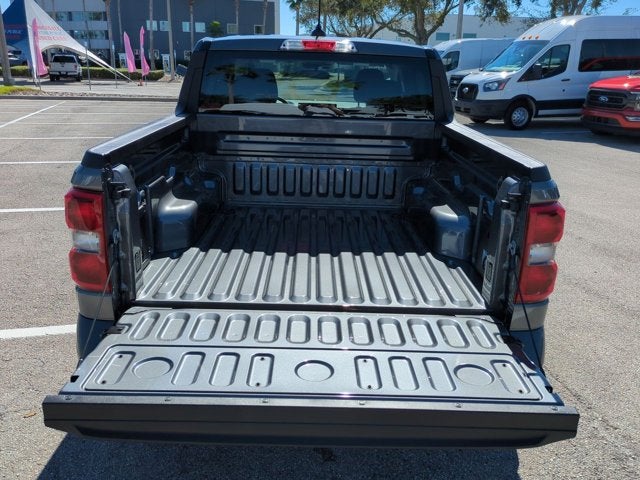 2025 Ford Maverick Lobo Standard