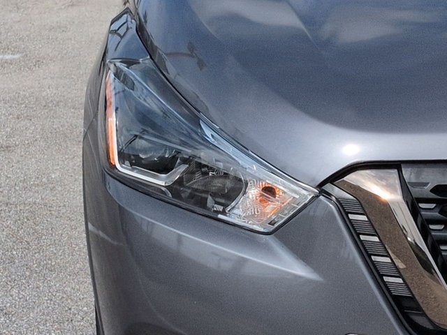 2019 Nissan Kicks SR
