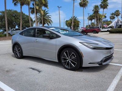 2023 Toyota Prius XLE