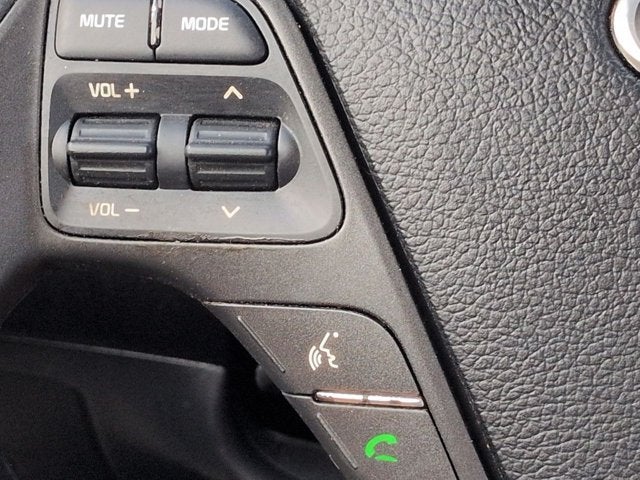 2016 Kia Forte 5-Door LX
