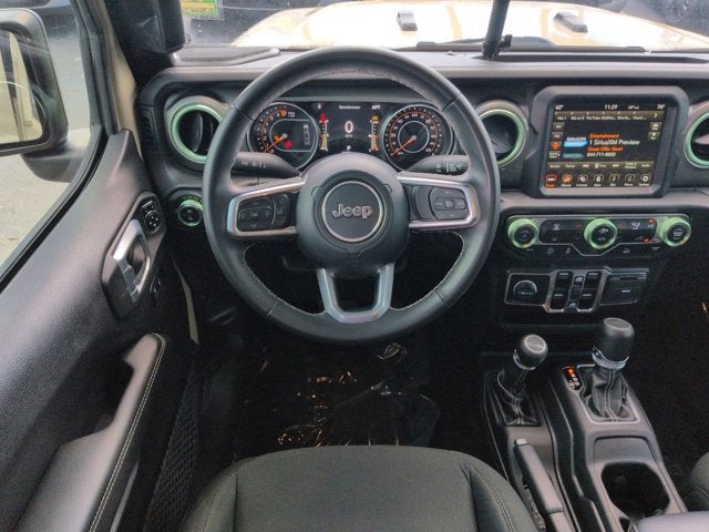 2022 Jeep Gladiator Overland