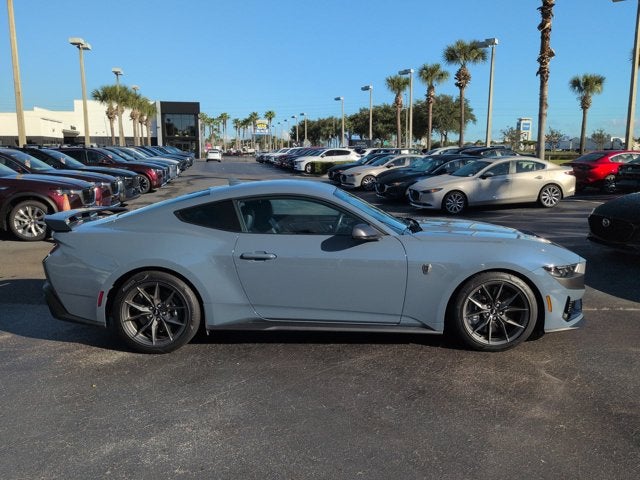 2025 Ford Mustang Dark Horse