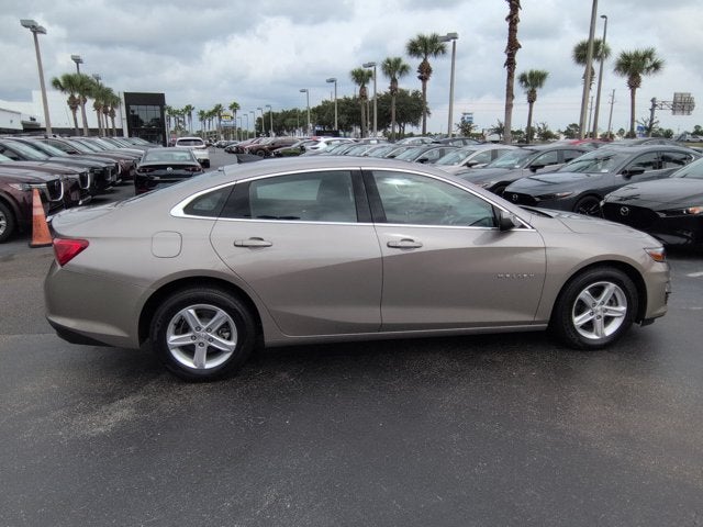 2025 Chevrolet Malibu LS