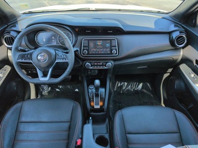 2020 Nissan Kicks SR