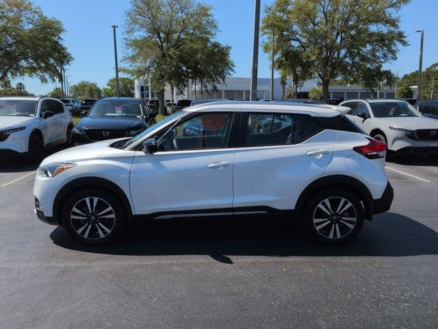 2020 Nissan Kicks SR