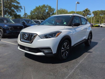 2020 Nissan Kicks SR