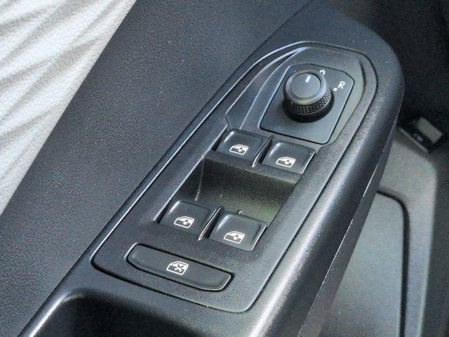 2023 Volkswagen Taos S