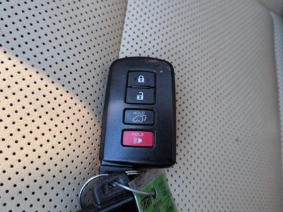 2014 Toyota Highlander Limited Platinum