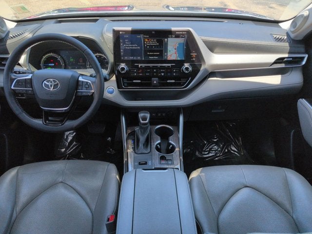 2021 Toyota Highlander Hybrid Platinum