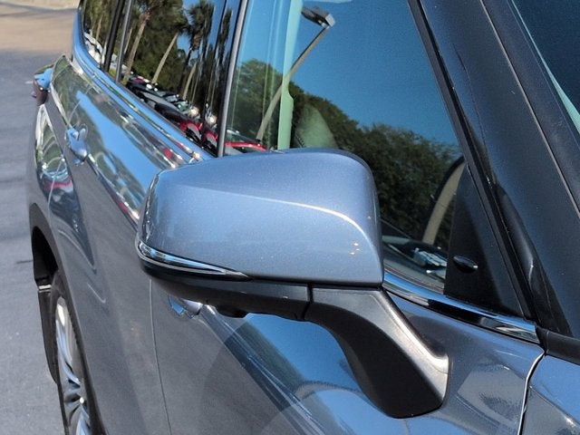2024 Toyota Highlander Platinum