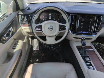 2021 Volvo S60 Momentum