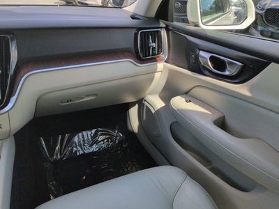 2021 Volvo S60 Momentum