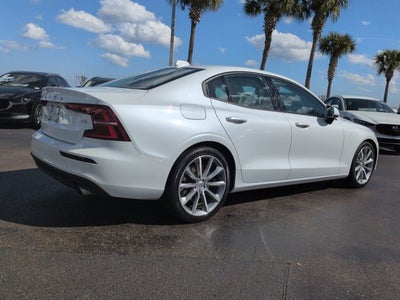 2021 Volvo S60 Momentum