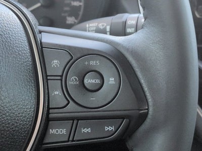 2024 Toyota Corolla Cross LE