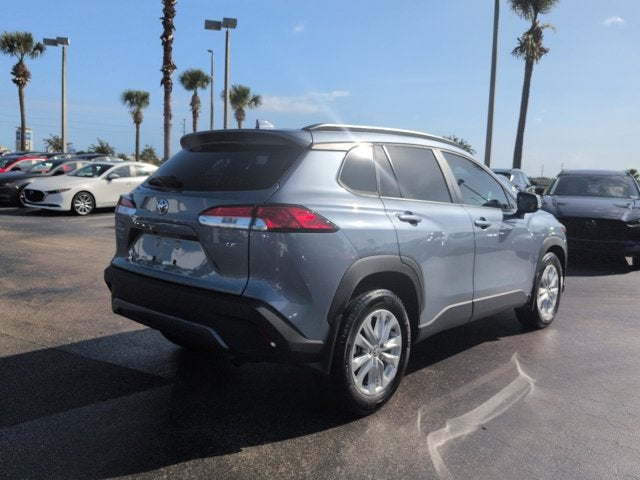 2024 Toyota Corolla Cross LE