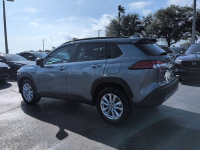 2024 Toyota Corolla Cross LE
