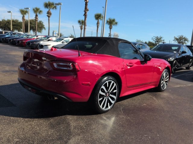 2019 FIAT 124 Spider Urbana Edition