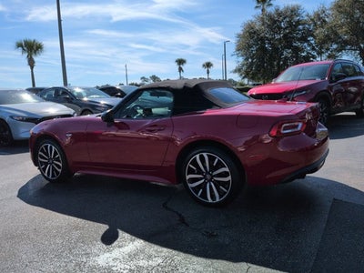 2019 FIAT 124 Spider Urbana Edition