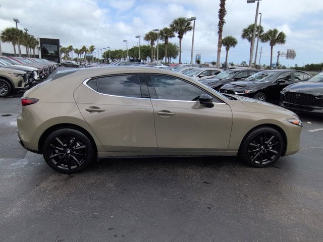 2024 Mazda Mazda3 Hatchback 2.5 Carbon Turbo