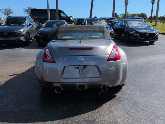 2010 Nissan 370Z Base