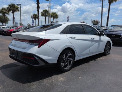 2024 Hyundai Elantra Limited