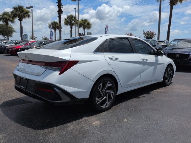 2024 Hyundai Elantra Limited