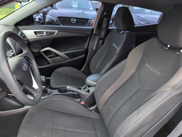 2016 Hyundai Veloster Base