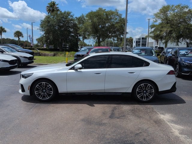 2024 BMW 5 Series 530i