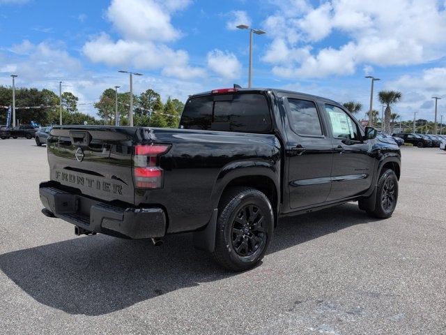 2027 Nissan Frontier SV