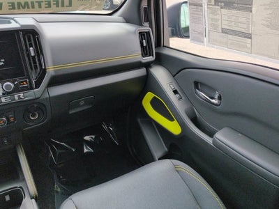 2027 Nissan Frontier SV