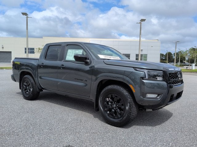 2027 Nissan Frontier SV