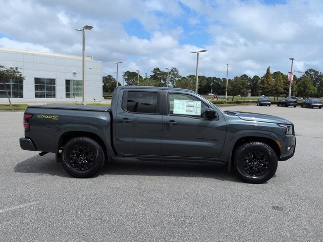 2027 Nissan Frontier SV