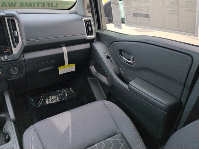 2027 Nissan Frontier SV