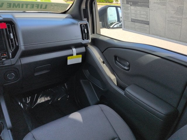 2027 Nissan Frontier SV