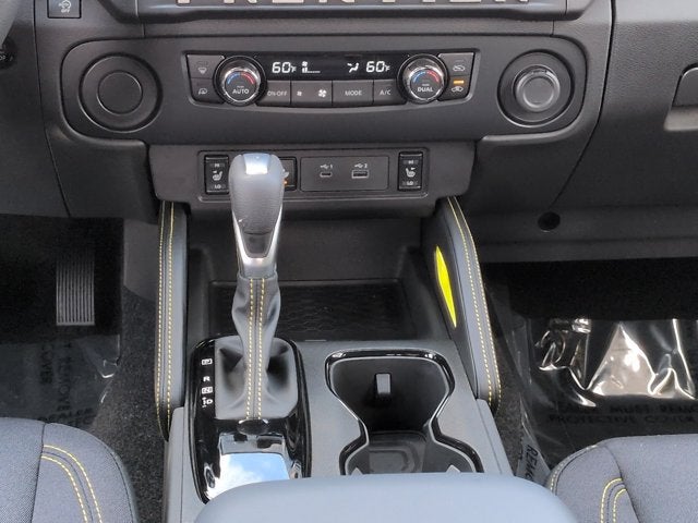 2027 Nissan Frontier SV