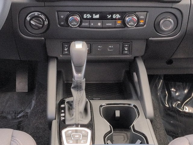 2027 Nissan Frontier SV