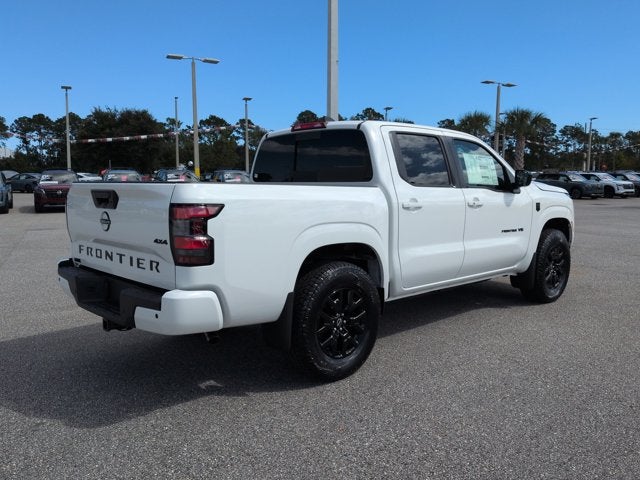 2027 Nissan Frontier SV
