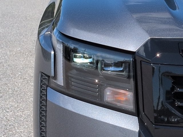 2027 Nissan Frontier SV