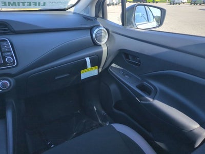 2025 Nissan Versa 1.6 S